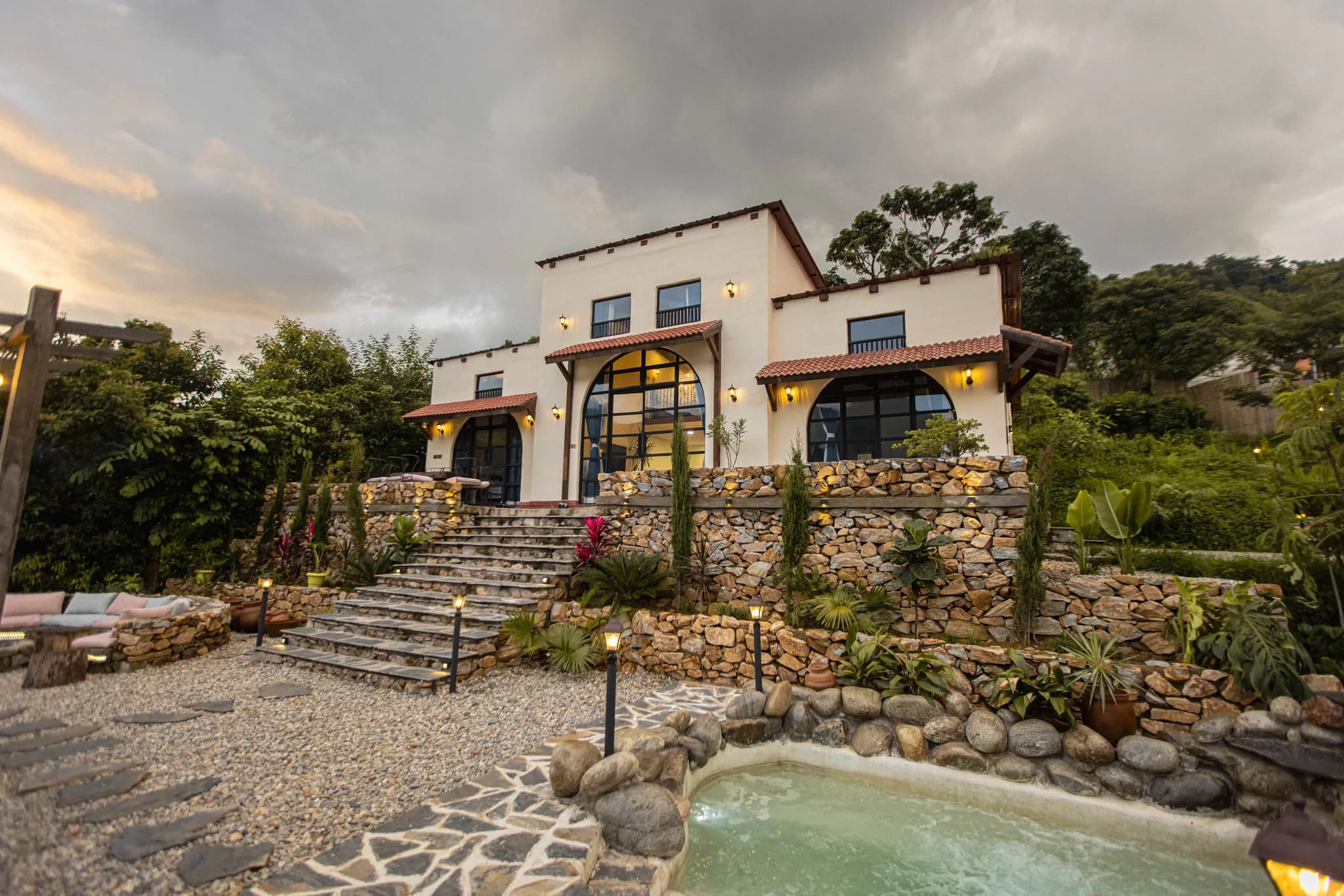 Pahad The Farm House